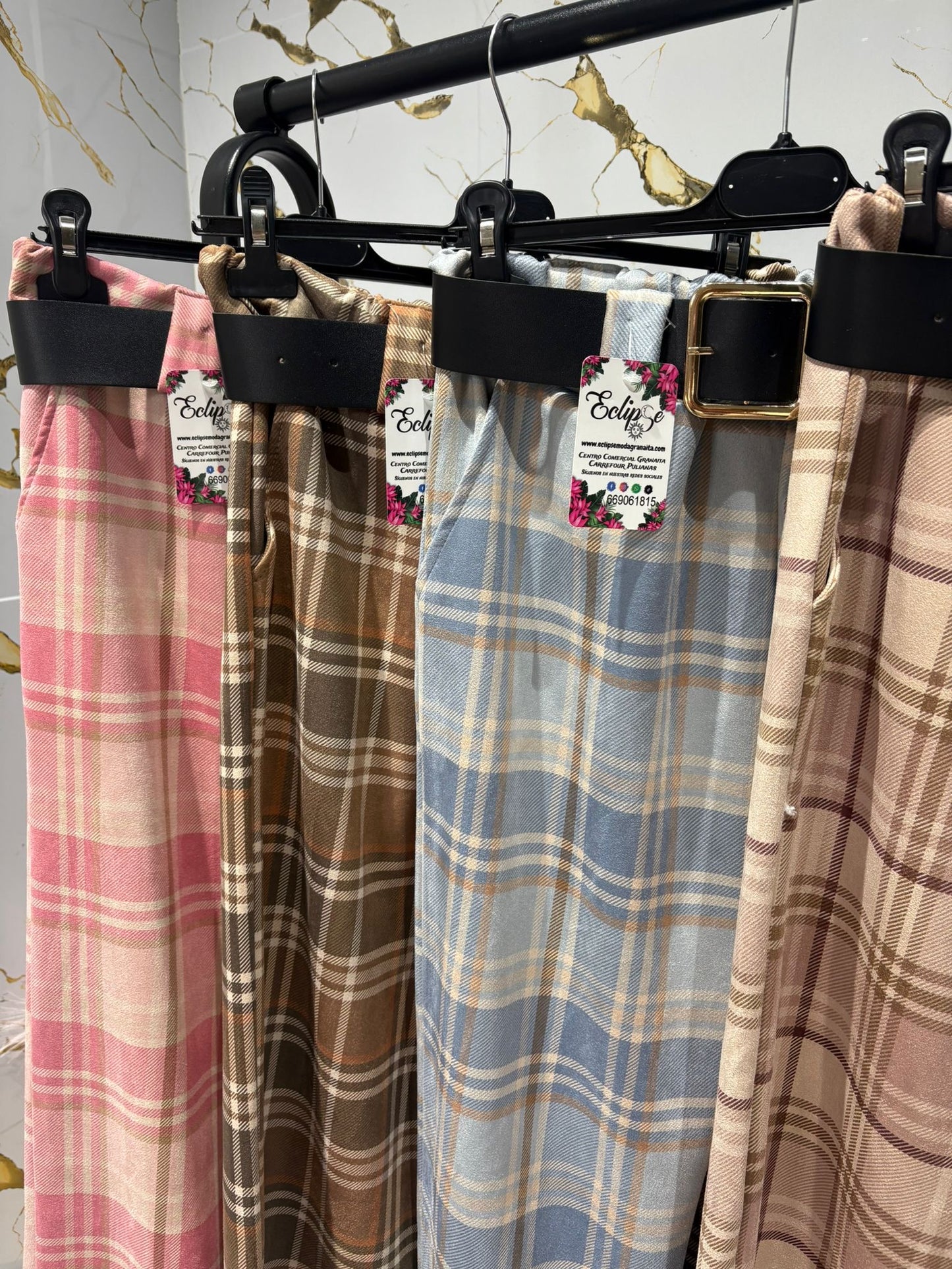 Pantalón cuadros