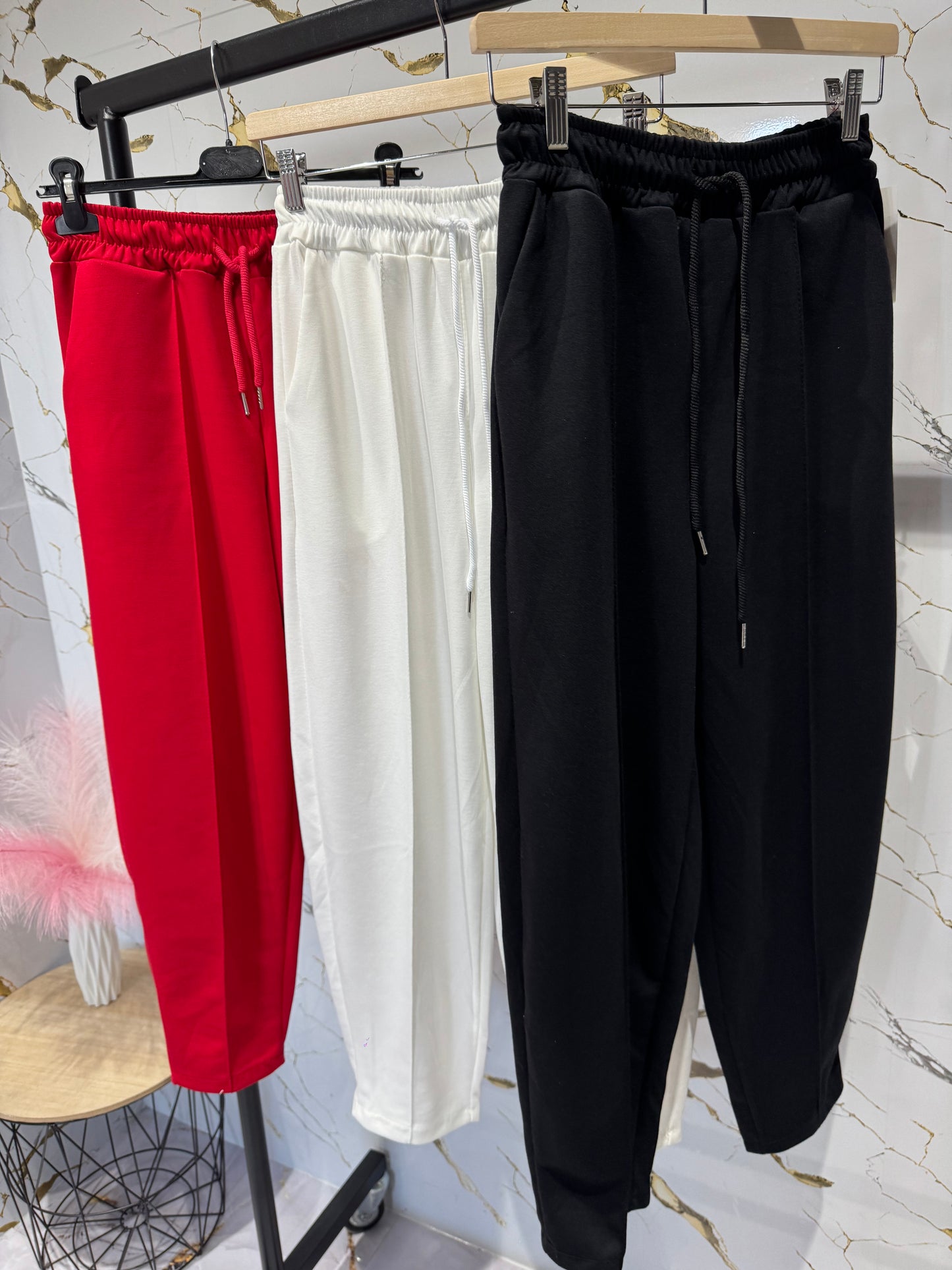 Pantalón mon