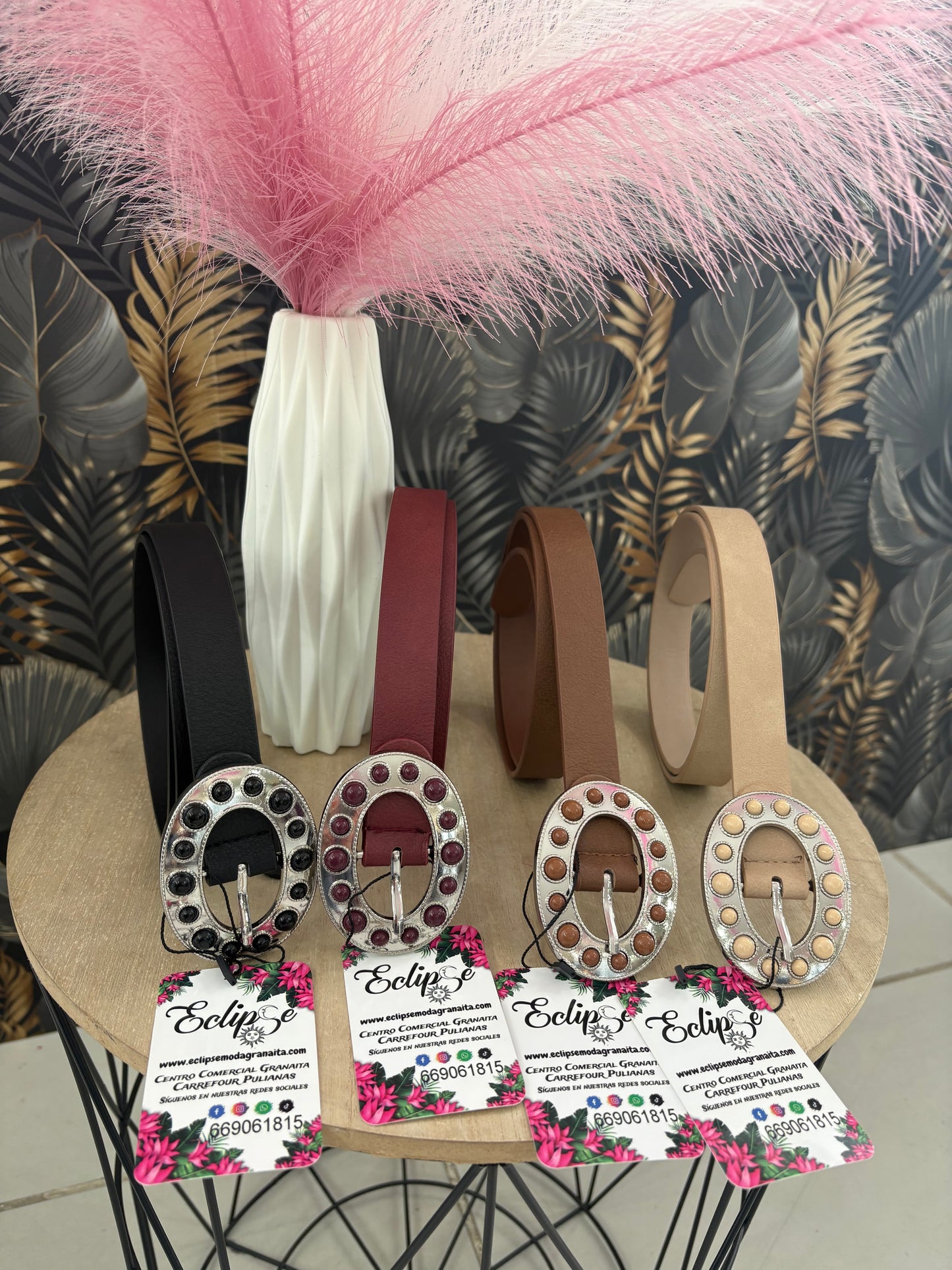 Cinturón polipiel tachuelas