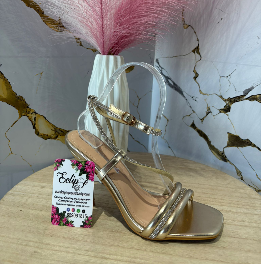 Sandalias doradas