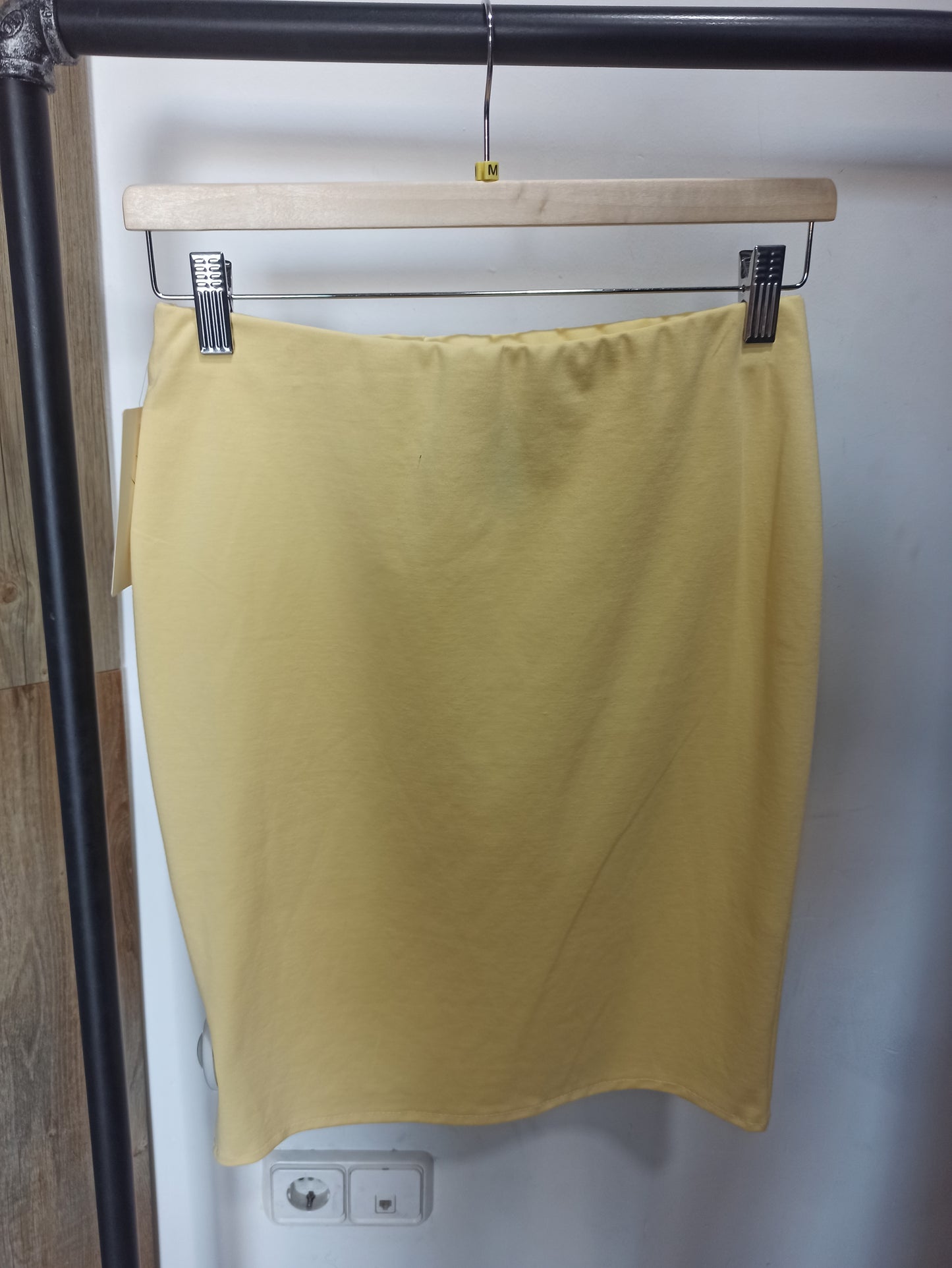 Falda Hong Kong amarillo