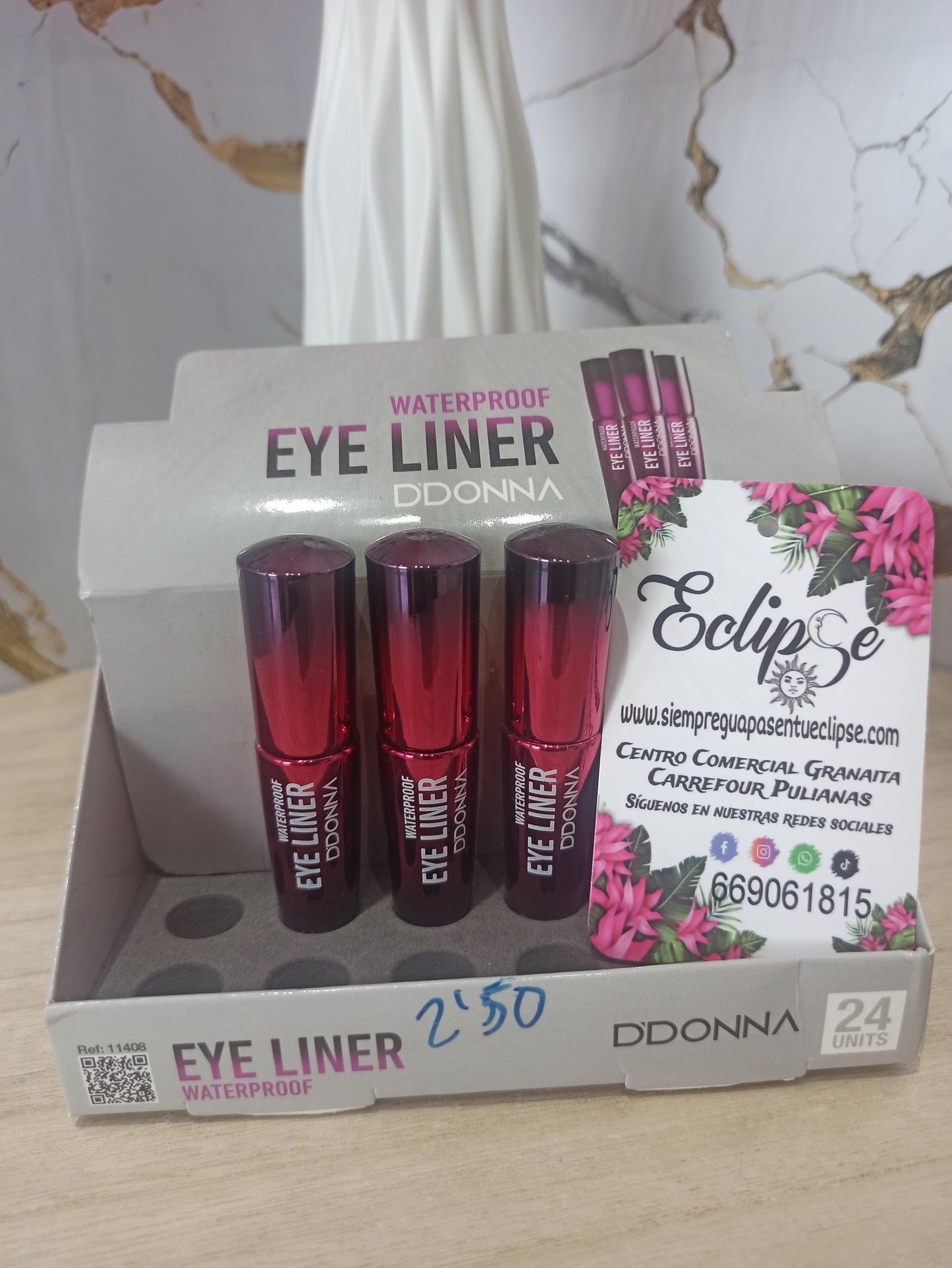 Eye liner