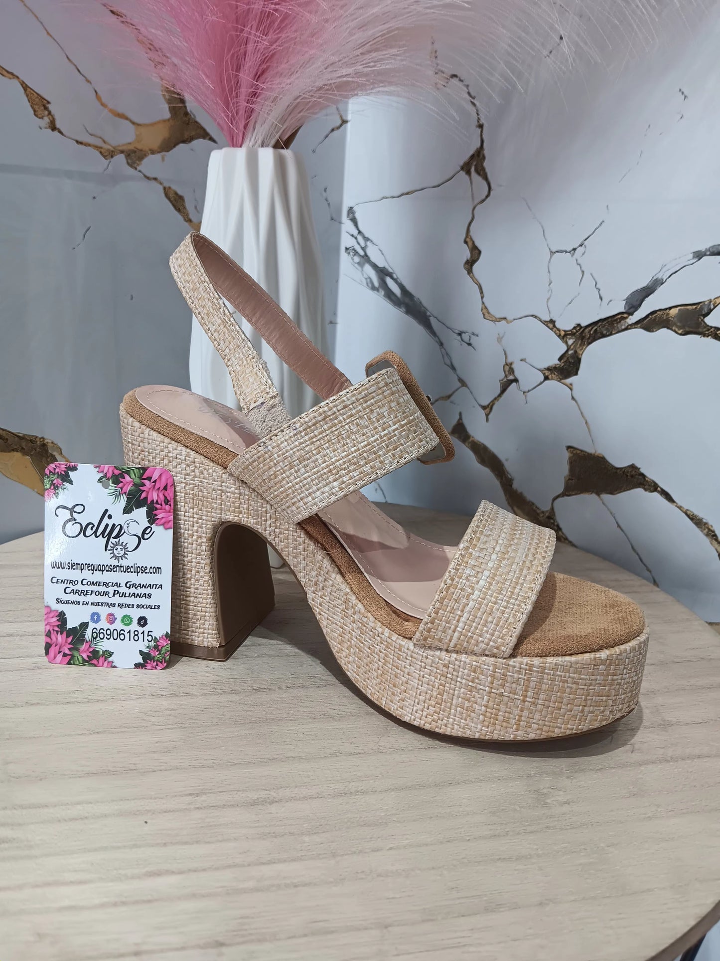 Tacón rafia