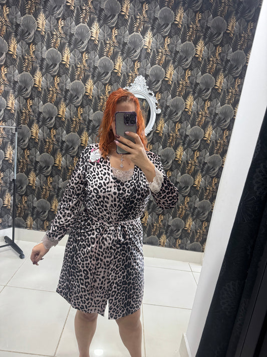 Conjunto noche animal print
