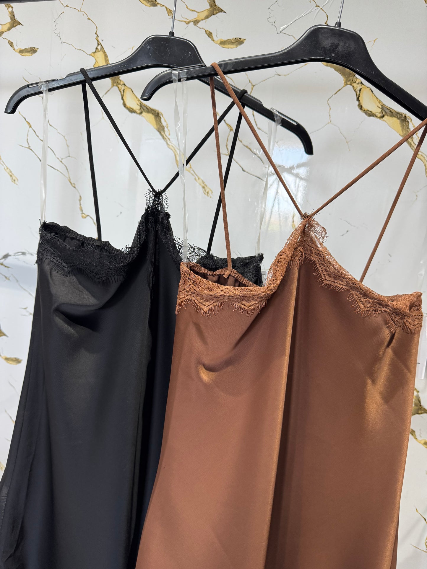 Vestido lencero asimétrico