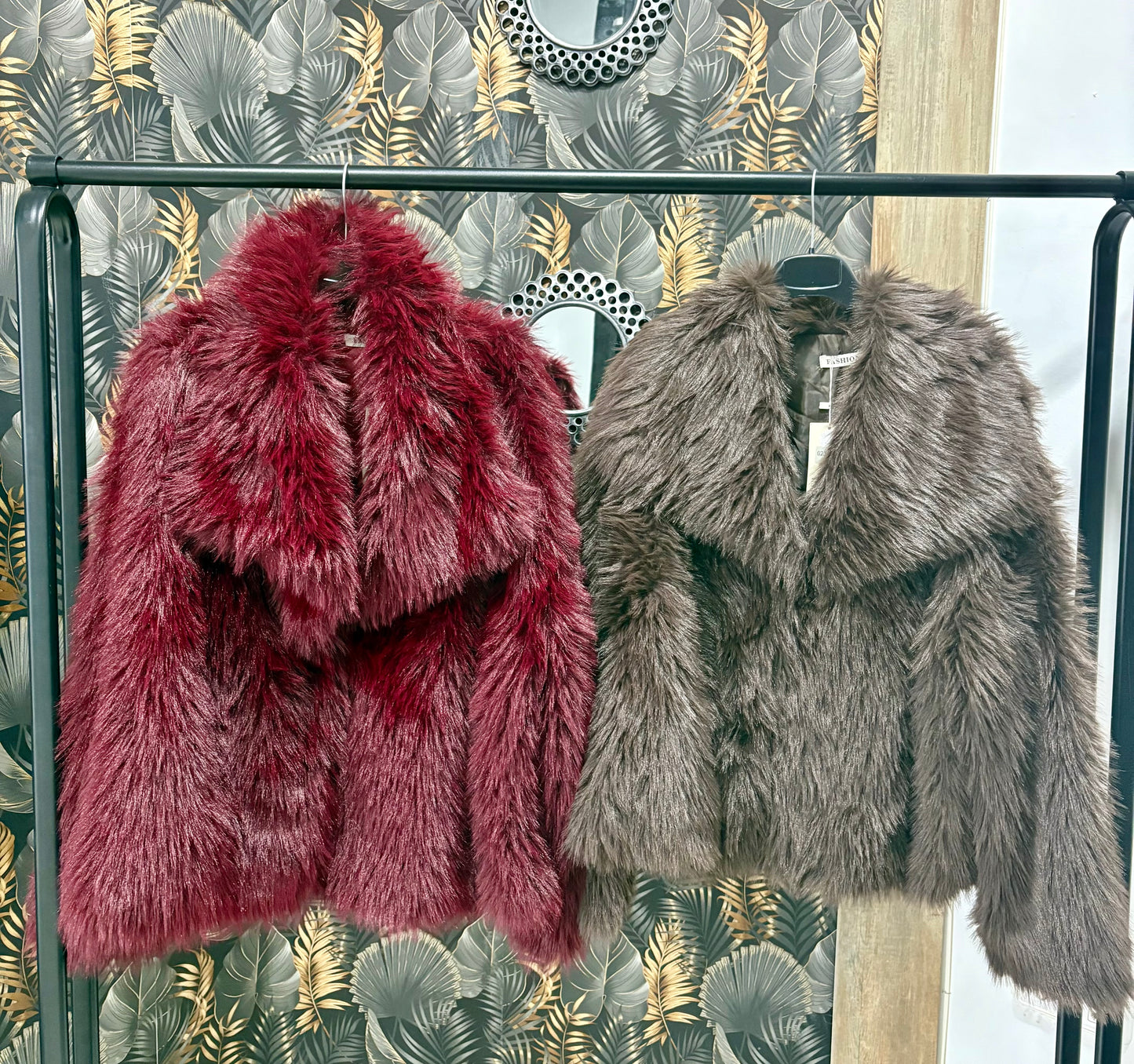 Abrigo peluche corto