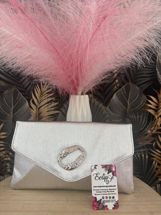 Bolso evento plateado con hebilla