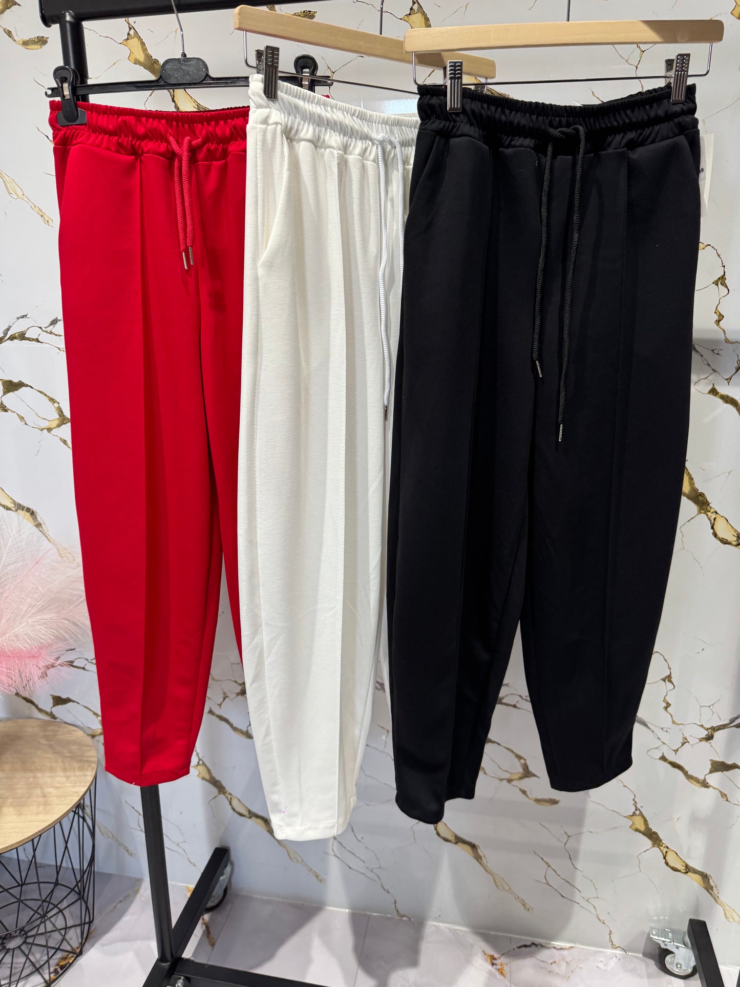 Pantalón mon