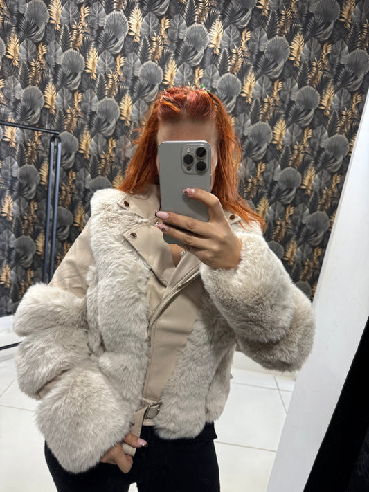 Chaqueta polipiel pelito
