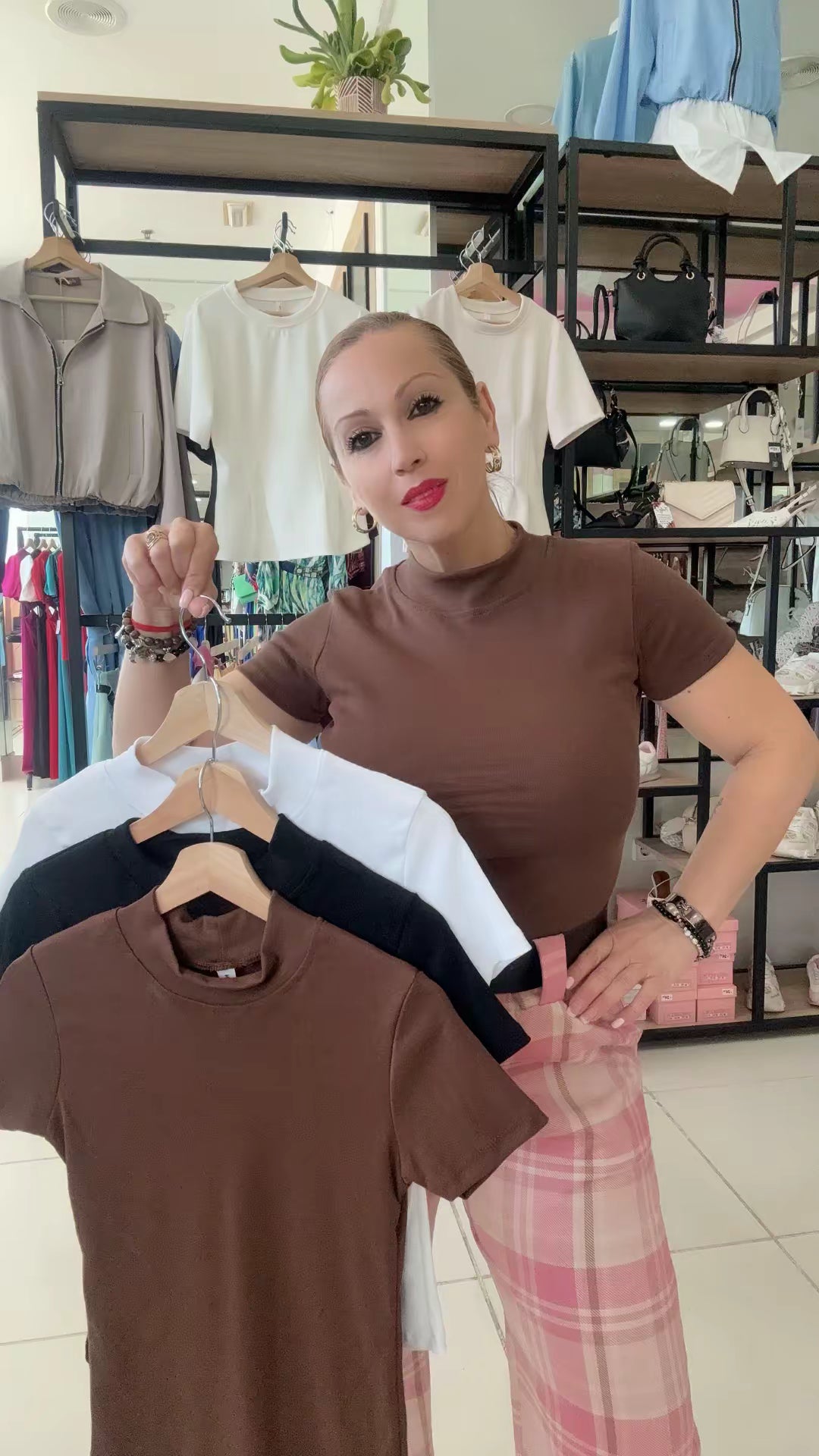 Camiseta Básica cuello