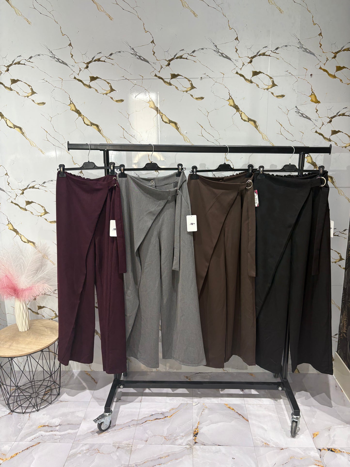 Pantalón cruzado