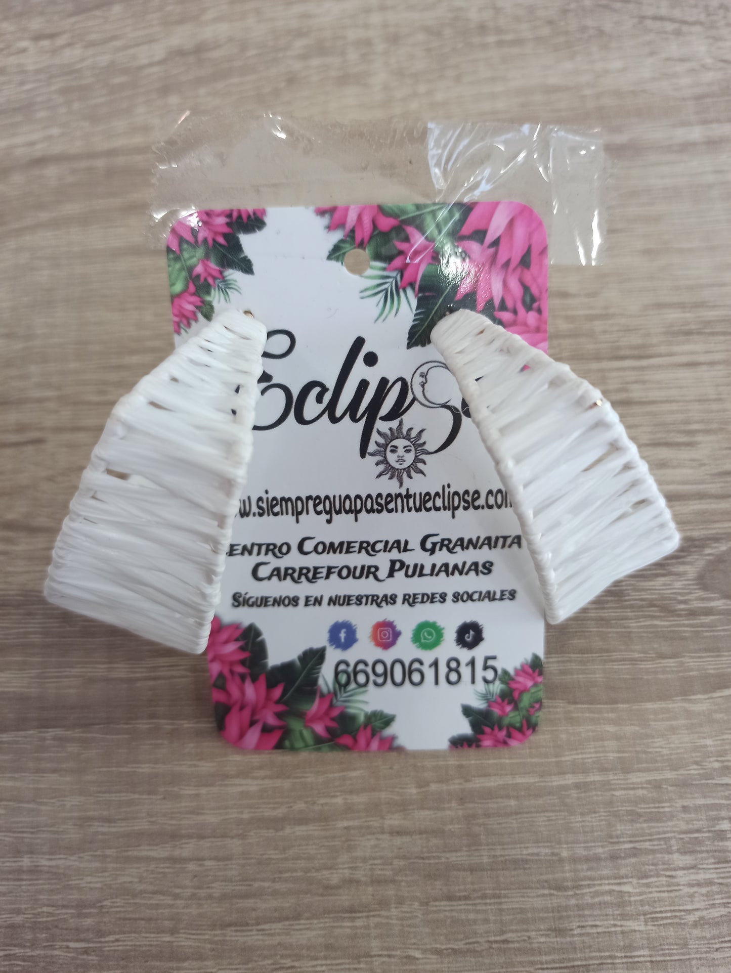 Pendientes rafia blanco