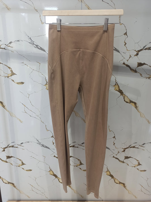 Pantalón vaquero beige