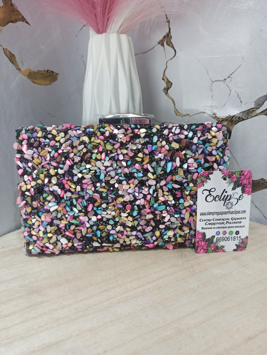 Bolso negro pedrería