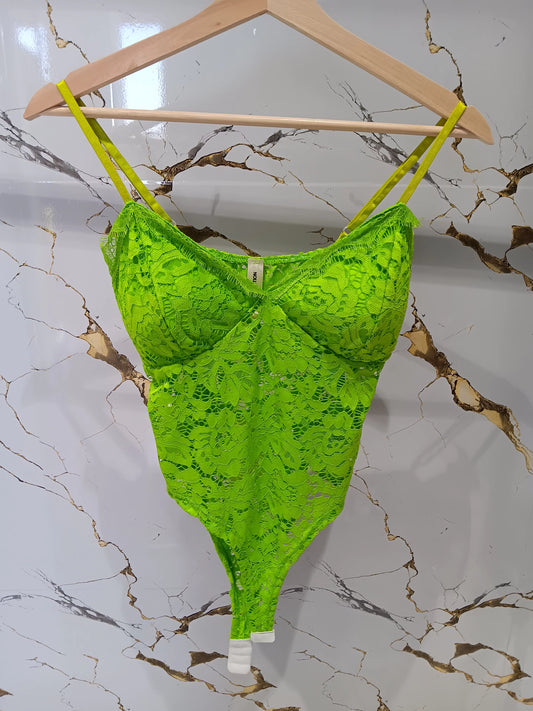 Body encaje verde